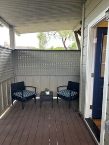 462 Jackson deck 2